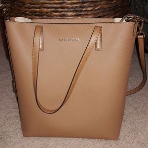 Michael Kors large Hayley Acorn/Oyster